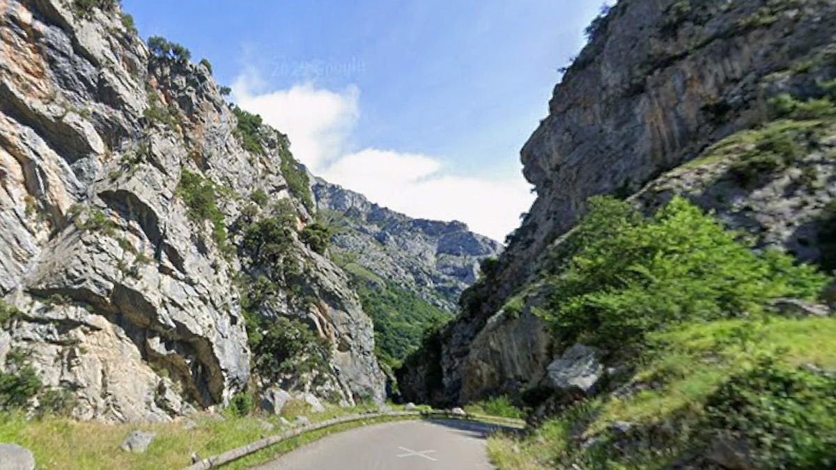 Investigan la muerte de una joven que cayó por una ladera en Picos de Europa