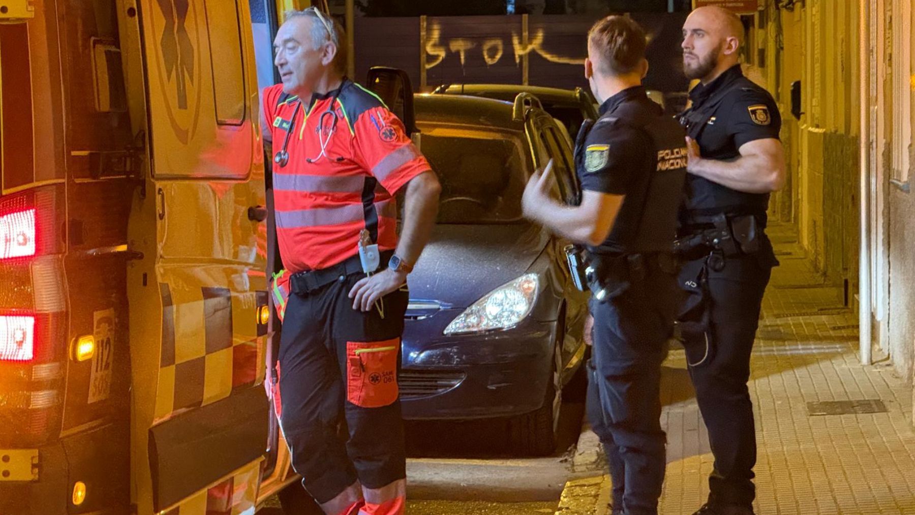 Mujer ataca a anciano con taburete en la Playa de Palma tras confundirlo con pederasta