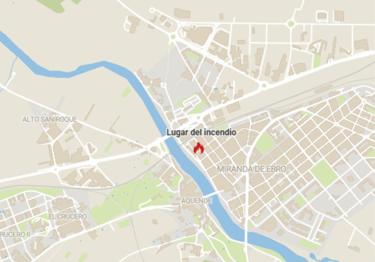 Intoxicada una mujer en el incendio de una vivienda en Miranda