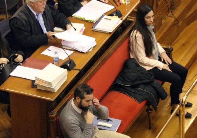 La nueva vida de Albert López fuera de la cárcel enciende a Rosa Peral: "El asesino confeso está de excursión"