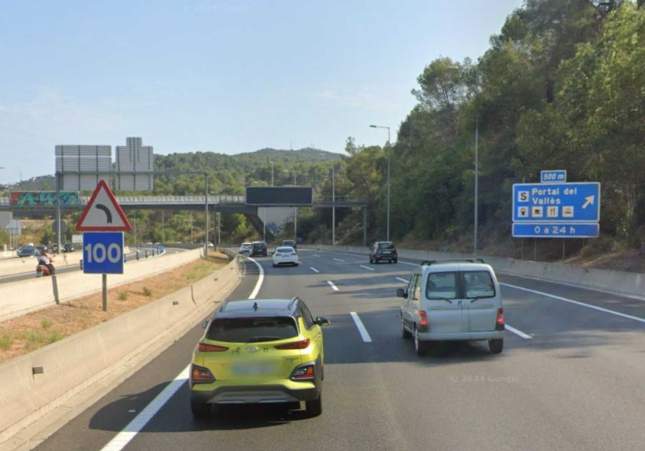 Trágico accidente en la C-58 de Montcada i Reixac: un motorista pierde la vida en choque con un turismo