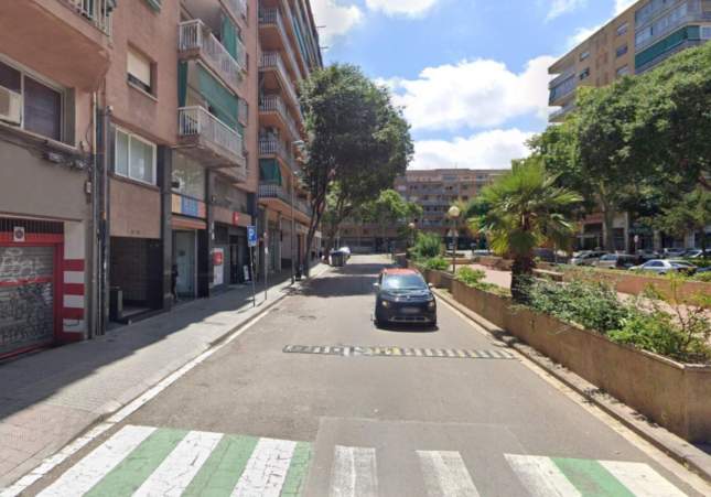 Vecinos de Badalona impiden robo violento a mujer mayor en la avenida de Sant Salvador