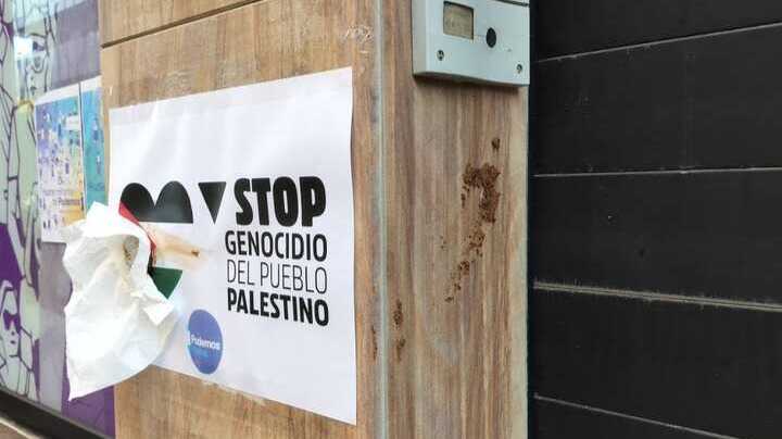 Excrementos y destrozos: así amaneció la sede de Podemos en Huelva