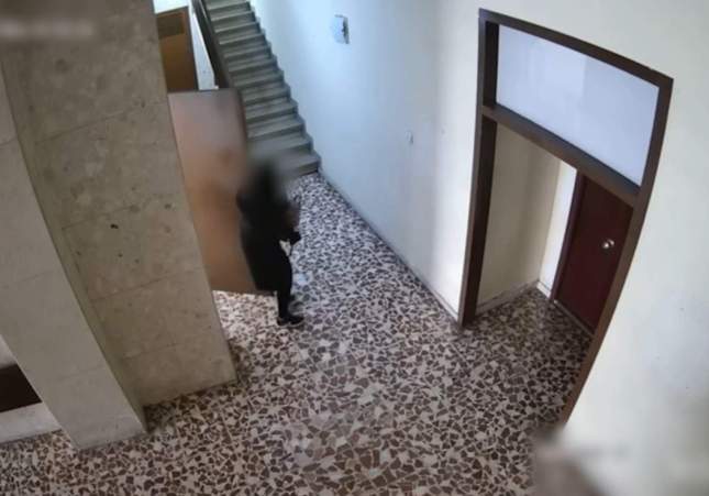 Capturada pareja de ladrones en Barcelona: él reventaba cerraduras y ella saqueaba a limpiadoras