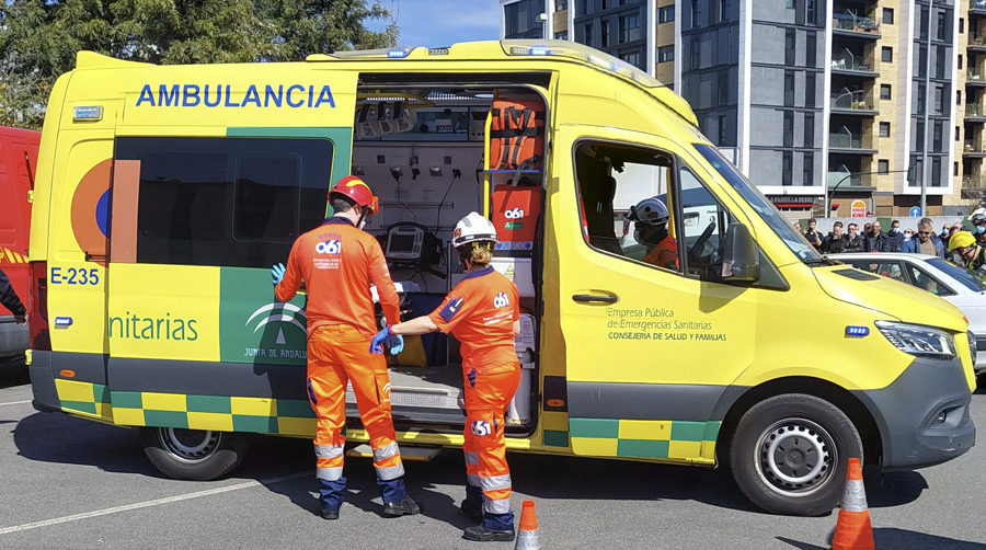 Un accidente en Cartaya deja cinco personas trasladadas al Hospital Virgen de la Bella