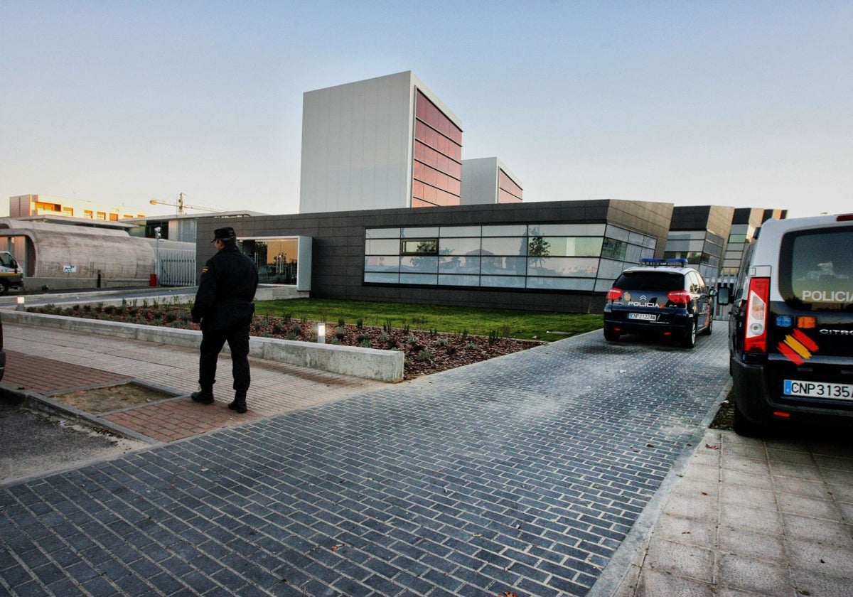 Un joven de 24 años, detenido en Cáceres por estafar varias veces a la misma tienda en compras 'online'