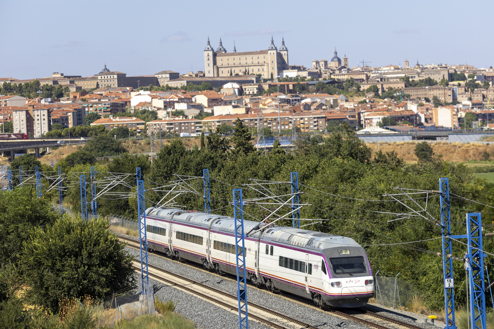 Detenido por vandalizar trenes de alta velocidad con grafitis