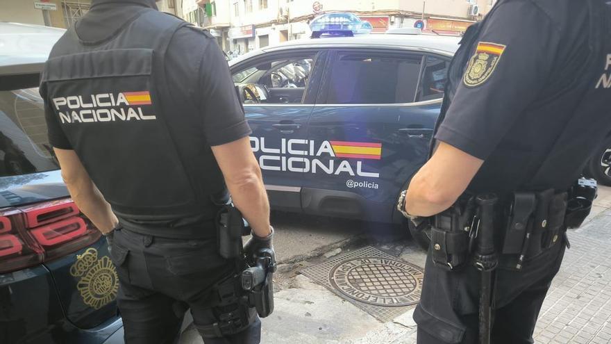 Detenido por amenazar con un cuchillo a un trabajador de un restaurante de Manacor para que cerrase la terraza