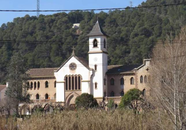Detenidos dos ladrones por robar en una iglesia y intentar robar en dos casas en el Bages