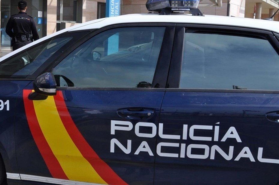 Dos detenidos en Huelva por cobrar hasta 6.000 euros a extranjeros a cambio de contratos de trabajo