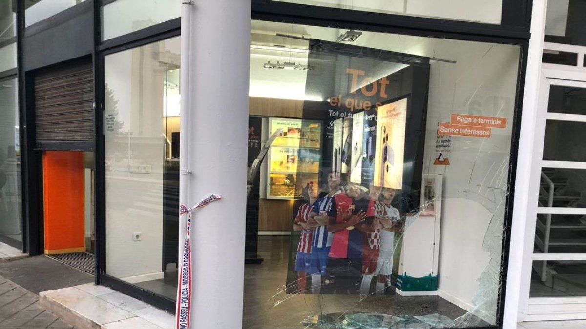 Segundo robo idéntico en 2 días en una tienda de telefonía, ahora en Balaguer
