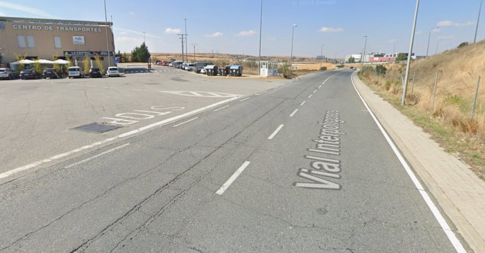 Dos heridos tras un accidente en el vial interpolígonos