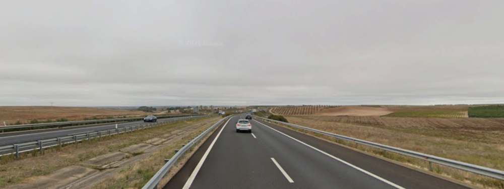 Incendio en la carretera: camión arde en llamas en Cabezón