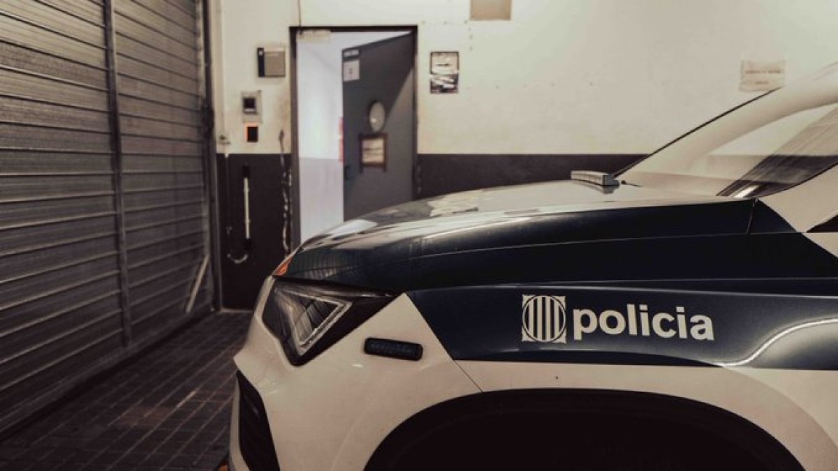 Investigan el intento de secuestro de una niña de once años cuando salía sola de un supermercado en Barcelona