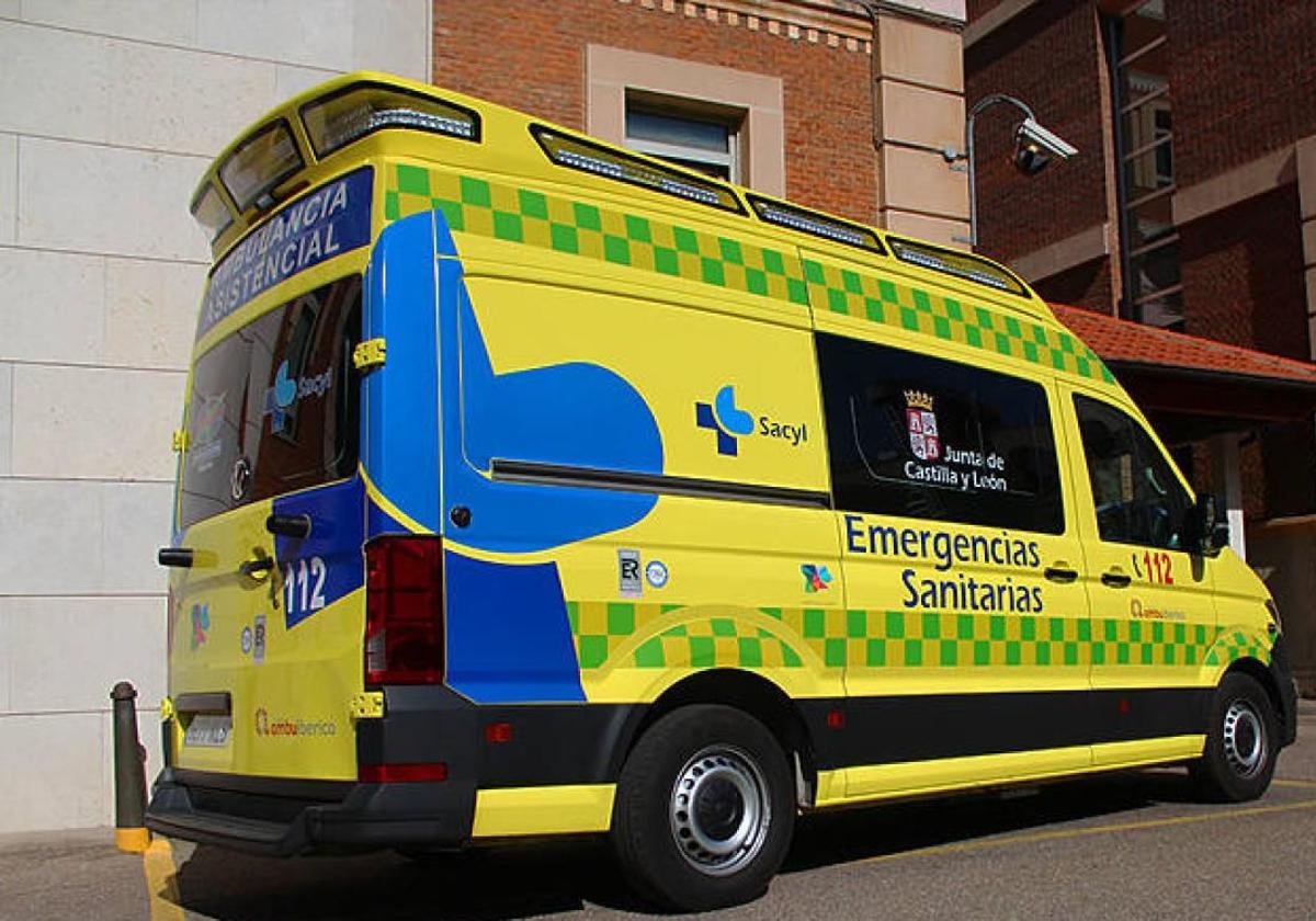 Joven resulta herido tras caída de farola en Miranda de Ebro por colisión de camión