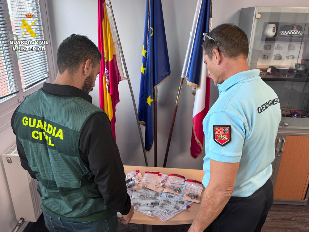 La Guardia Civil recupera joyas sustraídas en Francia en operación ‘ALCOS’ tras detener a grupo criminal extranjero