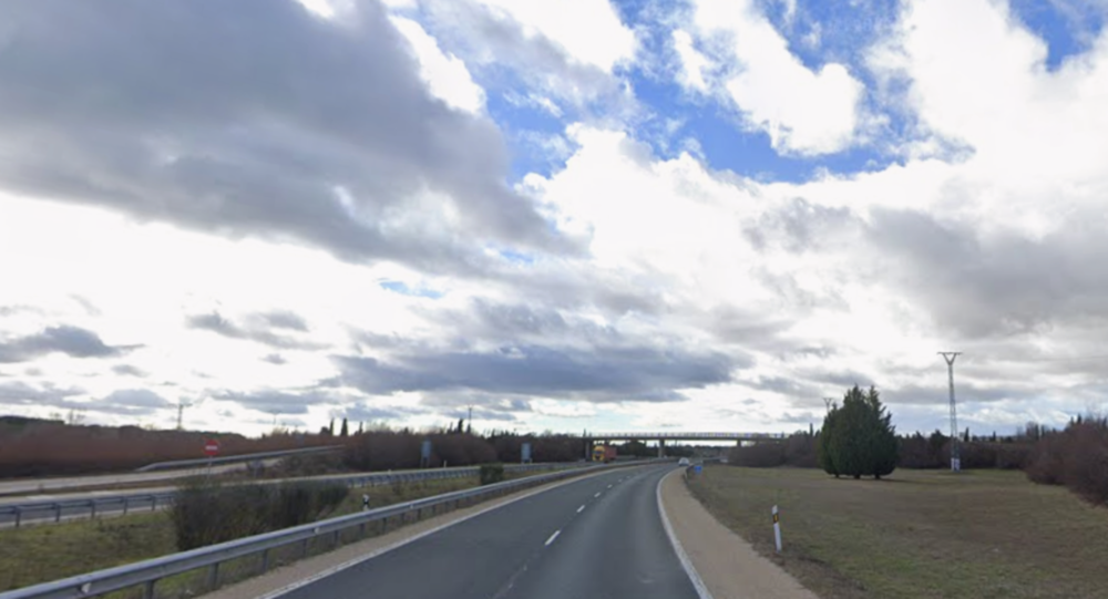 Fallece un motorista en la A-11, a la altura de La Cistérniga