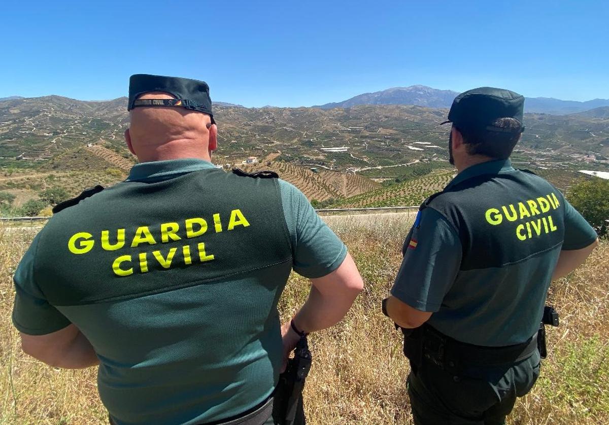 Hallan un nuevo cadáver abandonado en Alpandeire con signos de violencia