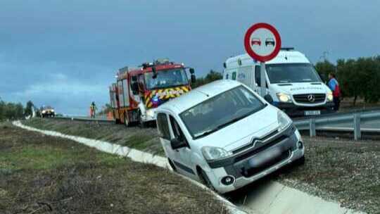 Así quedó uno de los vehículos tras un accidente en la HU-3107, cerca de Clarines