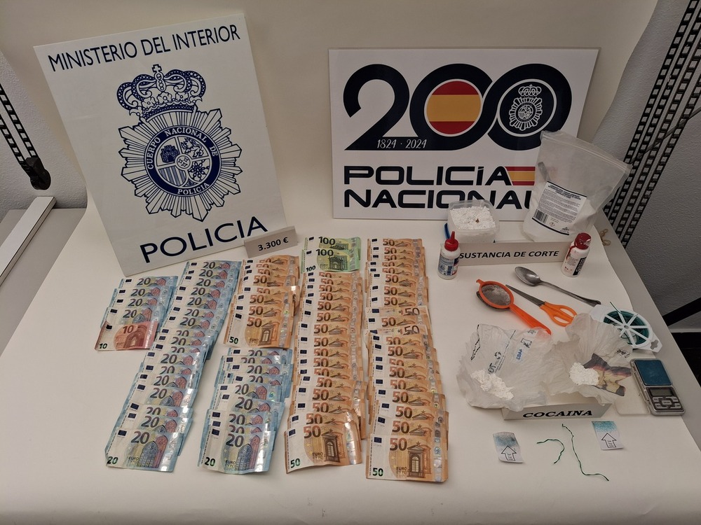 Cuatro detenidos por vender droga junto a la Universidad