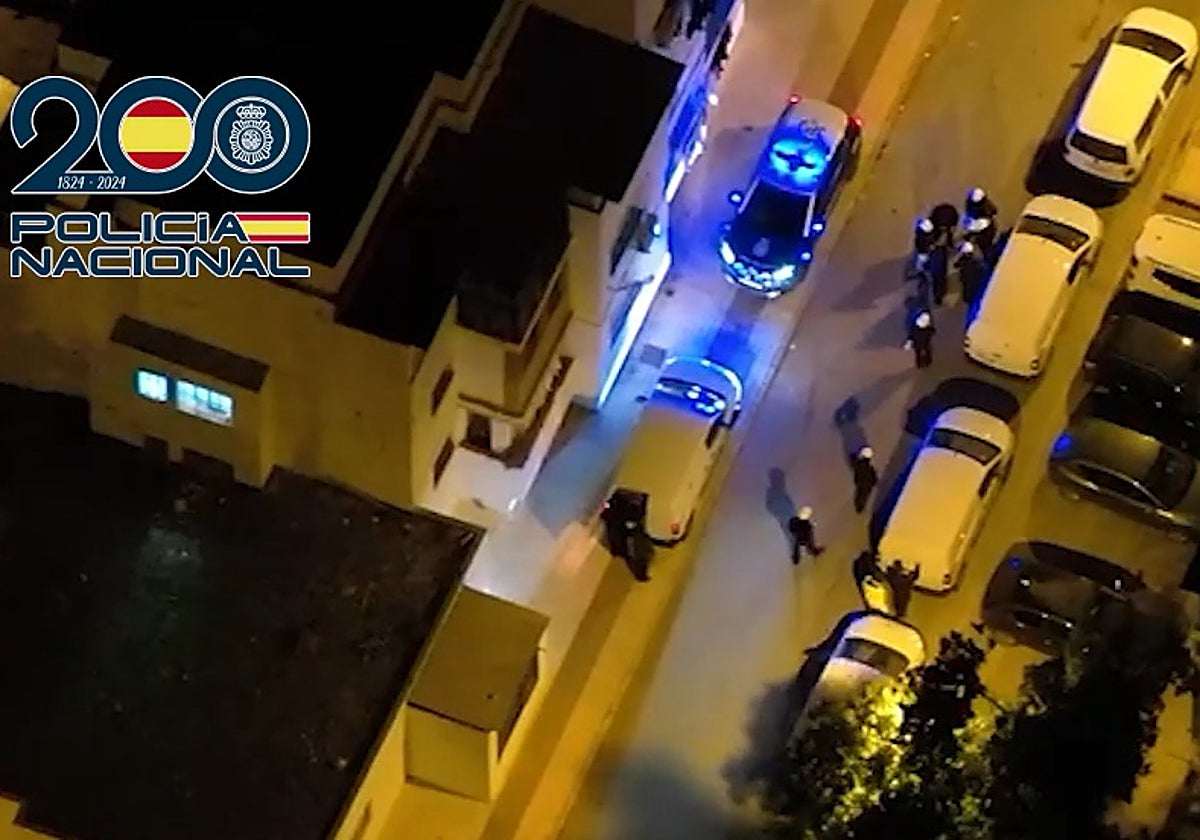 Golpe al narcotráfico en Vélez-Málaga: recuperan siete viviendas sociales utilizadas para el cultivo de marihuana