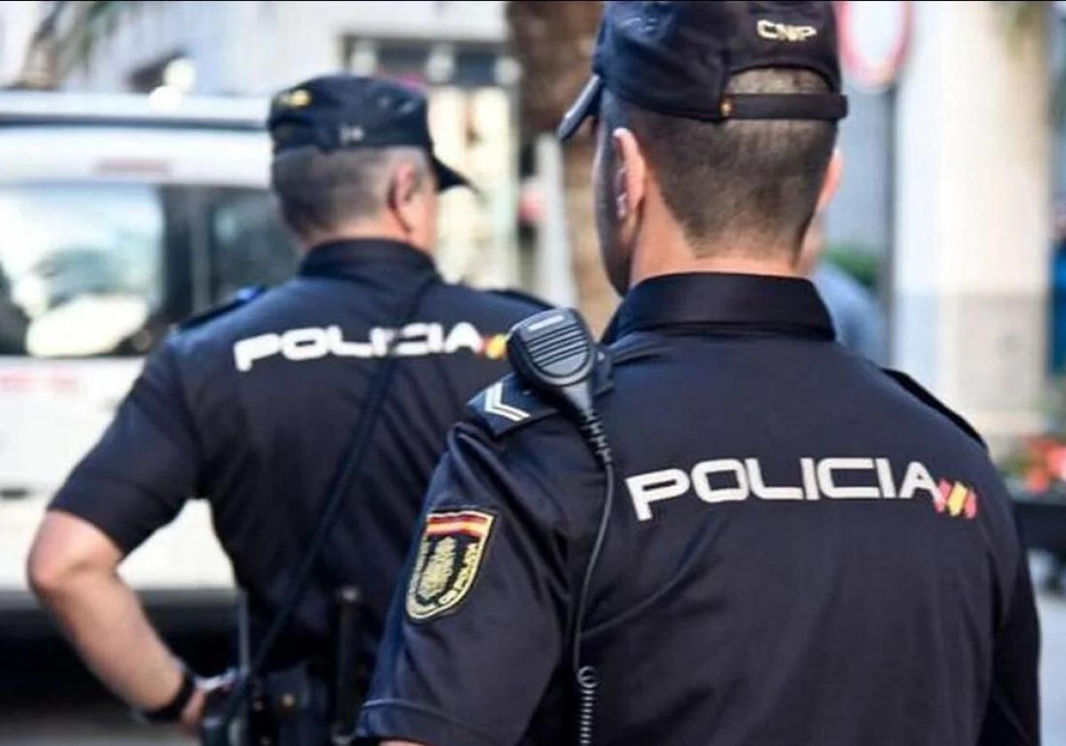 Detenido en Burgos tras agredir a dos agentes de la Policía Nacional al ser interceptado con un kilo de droga en un taxi