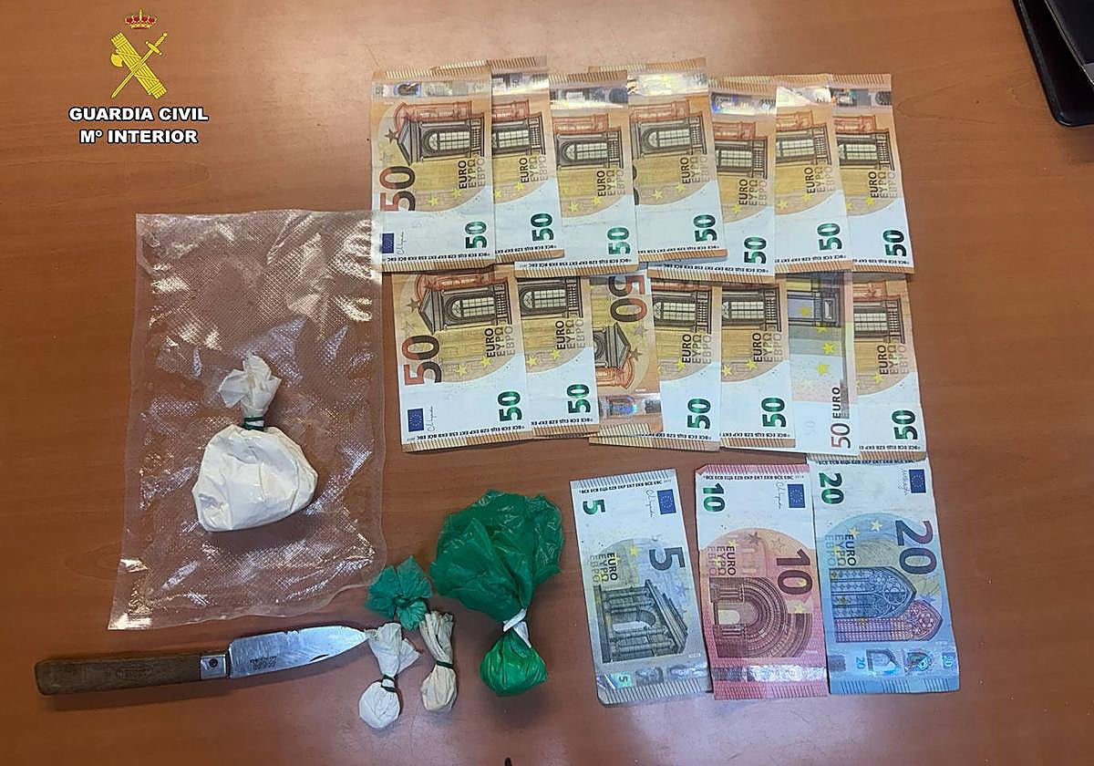 Detenido en Islallana por tráfico de drogas cuando llevaba speed y más de 700 euros en su vehículo