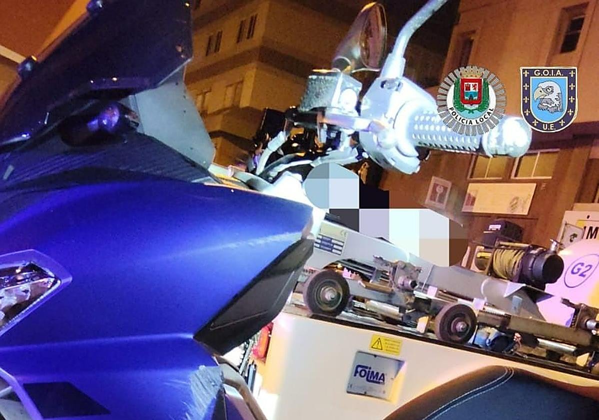Detenido por huir de la Policía mientras circulaba con su moto sin carnet en sentido contrario en Las Palmas de Gran Canaria