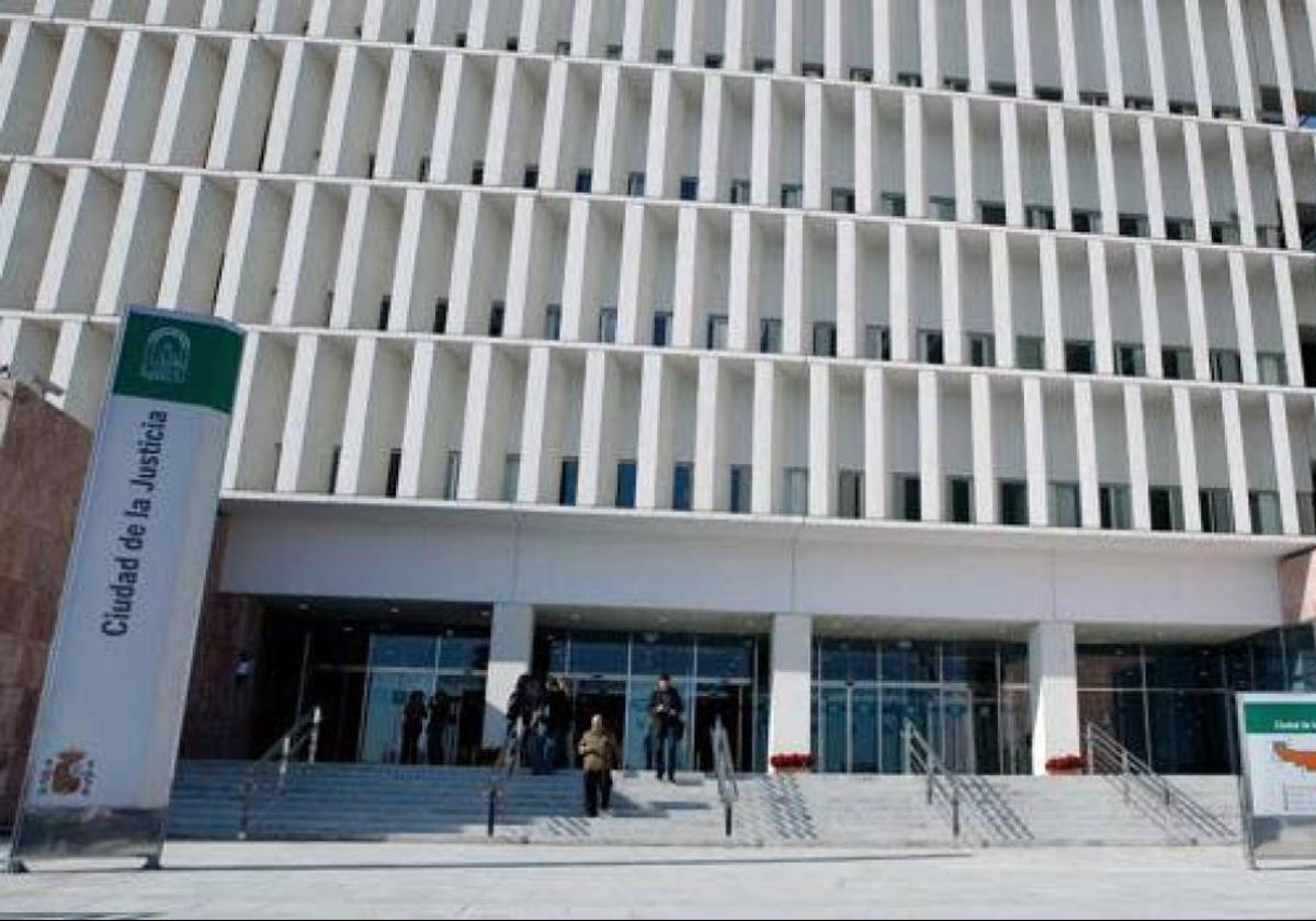 <p><strong>Dieciséis condenados por narcotráfico en Málaga: desarticulan dos redes criminales vinculadas al tráfico de hachís desde Marruecos</strong></p>