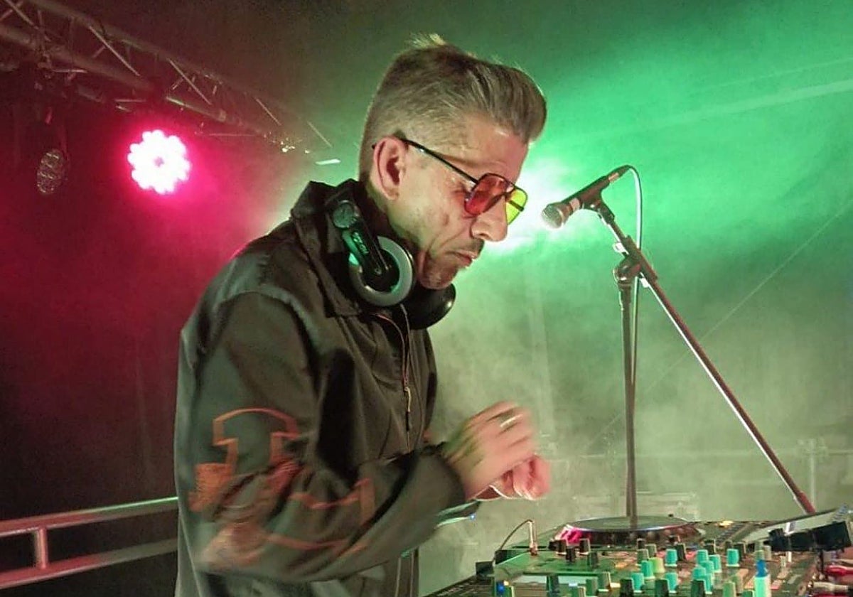 Homenaje musical en Gijón al dj Eloy Malnero, agredido mortalmente hace un año en la calle Corrida