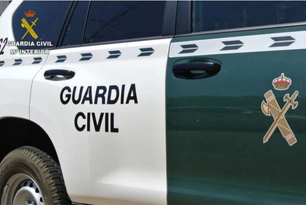 En libertad con cargos dos detenidos por robos en joyerías