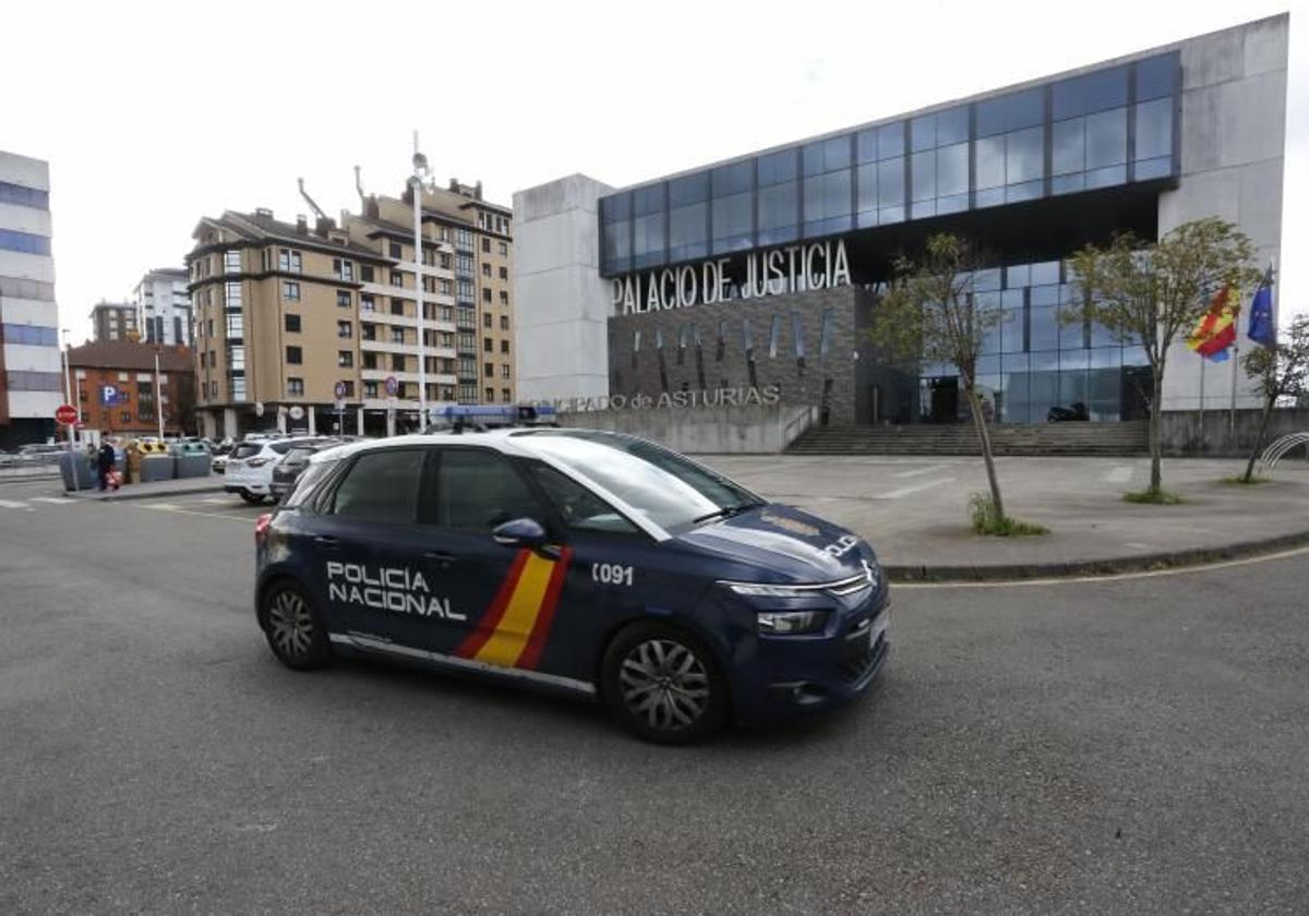 Suceso en Gijón: apuñala en la ingle a su compañero de piso tras una discusión