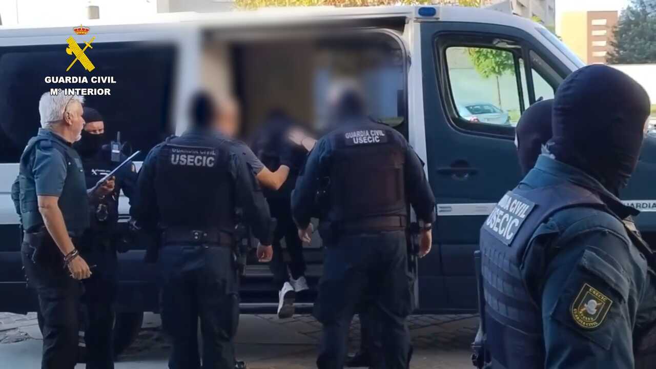 Tres hombres detenidos por agresión sexual grupal en un garaje abandonado de Cartaya