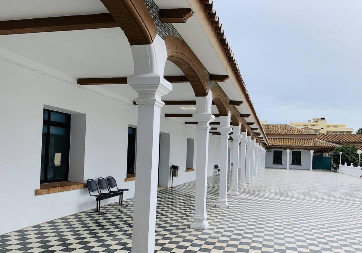 <p><strong>Violencia en el Hospital Marítimo de Torremolinos: Paciente psiquiátrico agredió gravemente a mujer en pleno pasillo</strong></p>