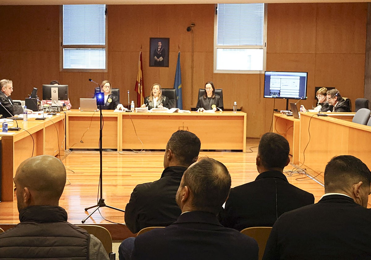 Los policías locales de Oviedo dicen que dispararon «a las ruedas» en el tiroteo de La Florida