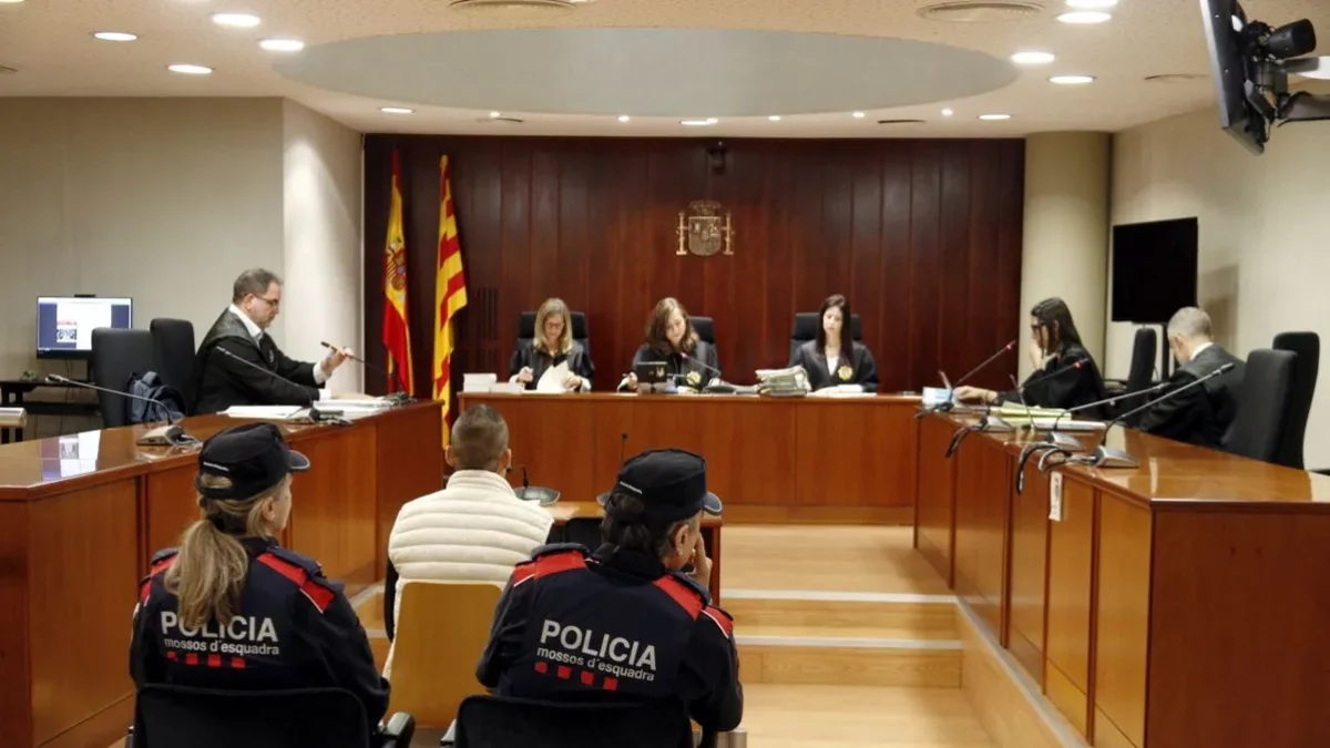 Tres años y medio de prisión por apuñalar a un joven en 2023 en Cervera