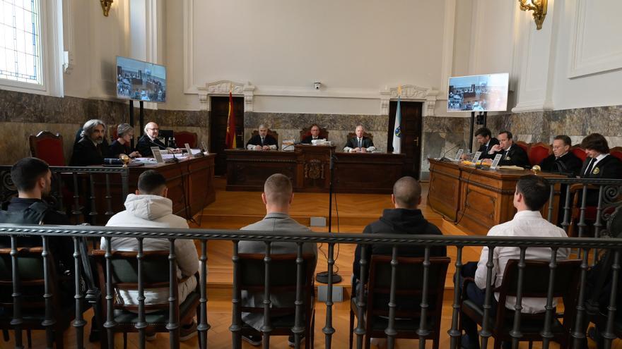 El Supremo confirma las condenas de entre 20 y 24 años de cárcel a los tres autores del crimen homófobo de Samuel