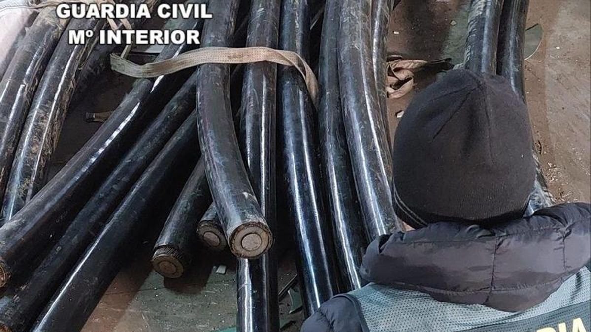 Robo de 300 metros de cable de cobre del 'Nudo de Vilecha'.