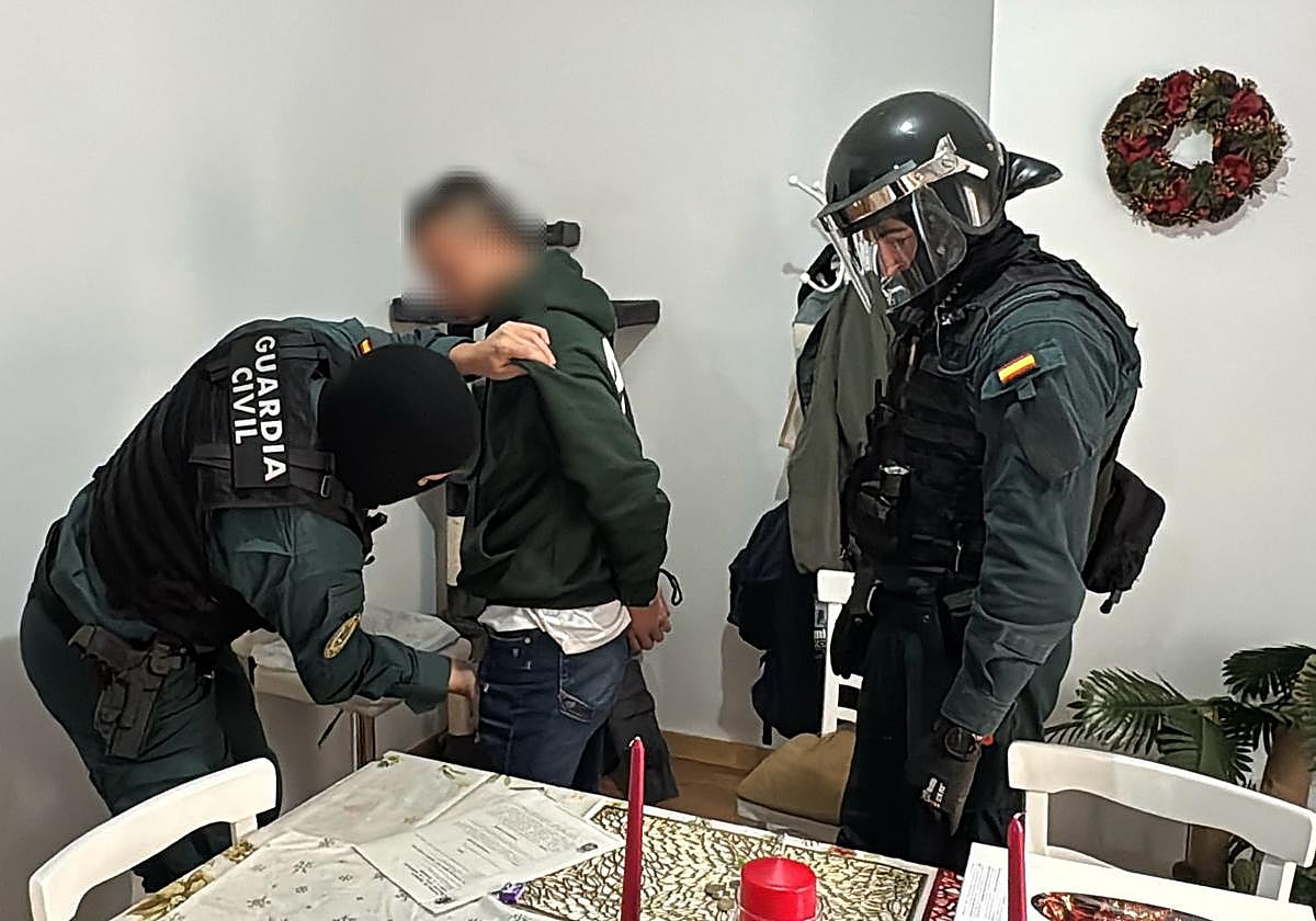 Desmantelan red de tráfico de drogas en Calahorra y Azagra: un detenido y dos en busca y captura