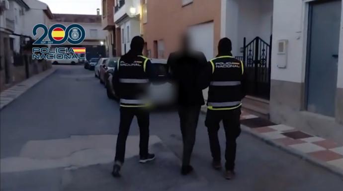 Detenidas 57 personas por violenta reyerta previa a partido de fútbol en Granada