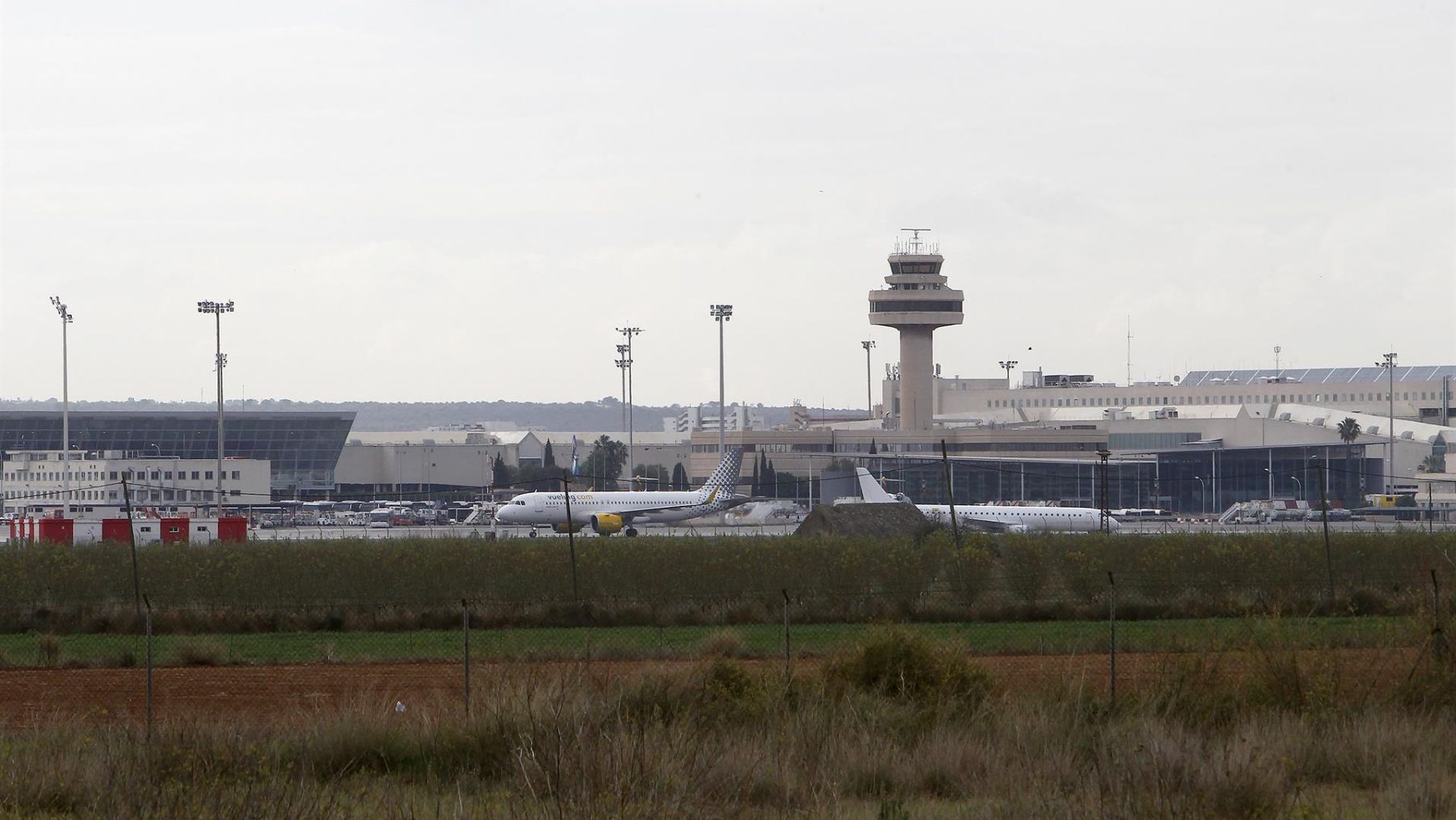 Nueve detenidos por un altercado en un avión de Air Arabia cuando iba a despegar desde el aeropuerto de Palma