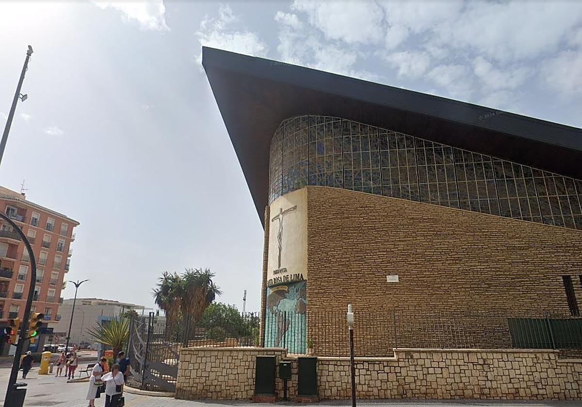 Detenido por arrojar objetos al suelo, robar figuras de un belén y proferir gritos en una iglesia de Málaga