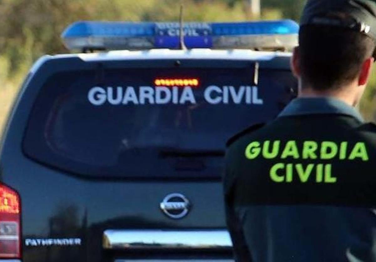 Dos detenidos por vender desde Málaga medicamentos sin prescripción médica a través de redes sociales