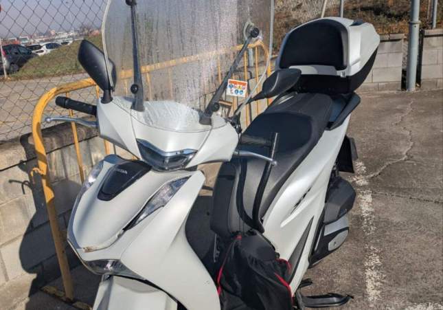 Moto robada Gurb