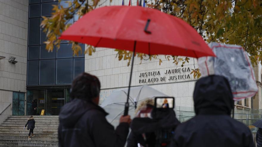 El marido de Amaya Zabarte en los juzgados: "Vengo a poner cara al autor de los disparos"