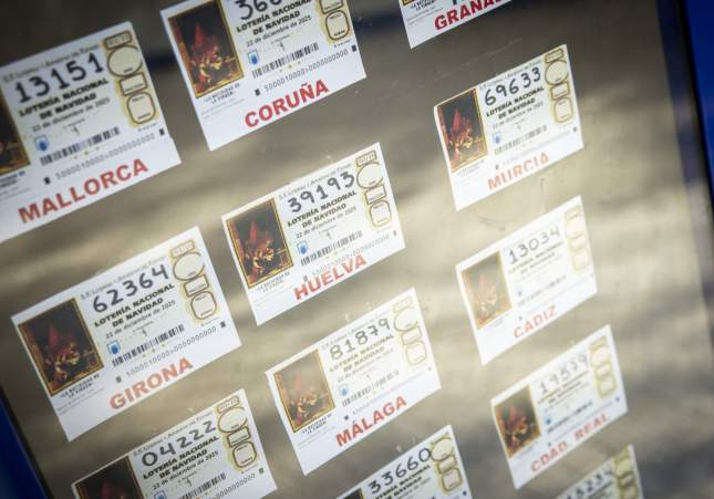 Recurs gent gran, obres, sants estació, sagrada familia, panellets pastisseria La Palma, castanyes, tardor23