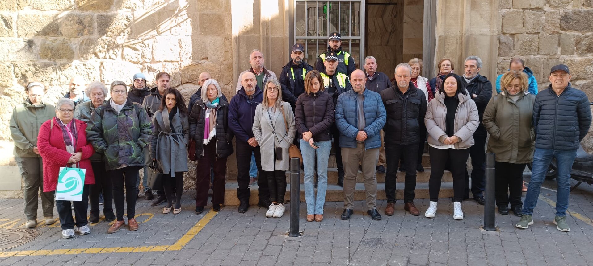 La provincia se vuelca con Jaén en señal de duelo por la muerte de dos jóvenes