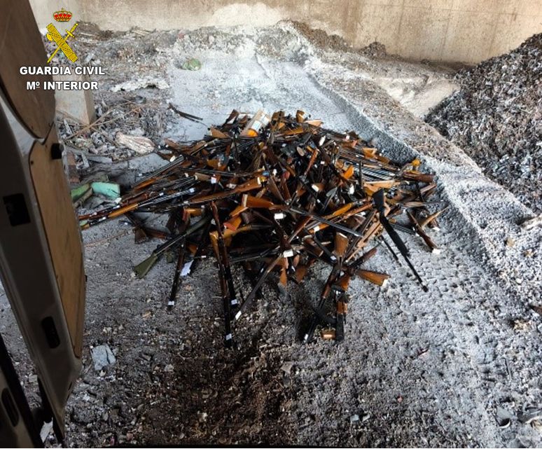 La Guardia Civil de Ciudad Real destruye 800 armas para garantizar la seguridad ciudadana