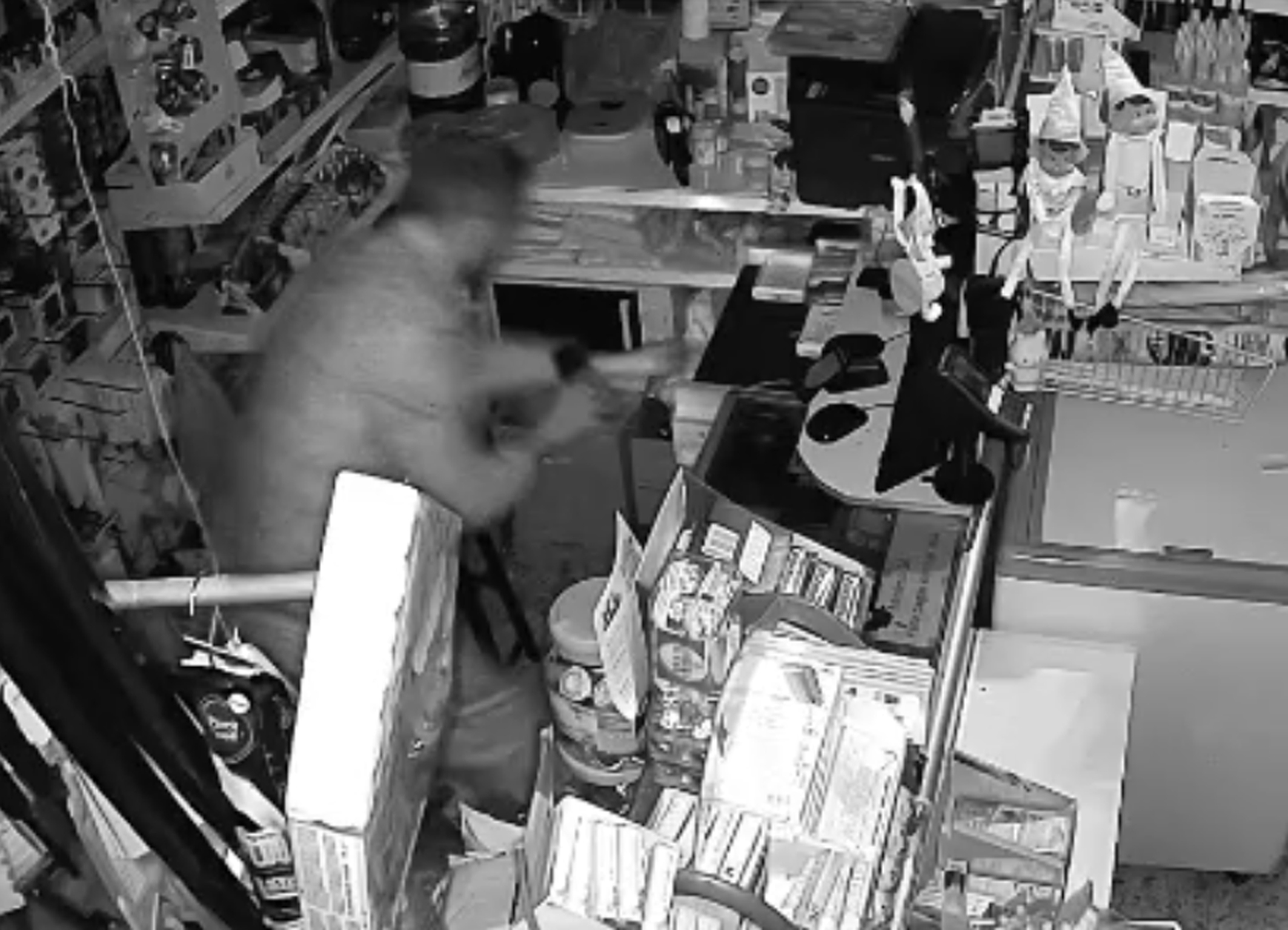 La Guardia Civil detiene a tres delincuentes por una oleada de robos en Totana