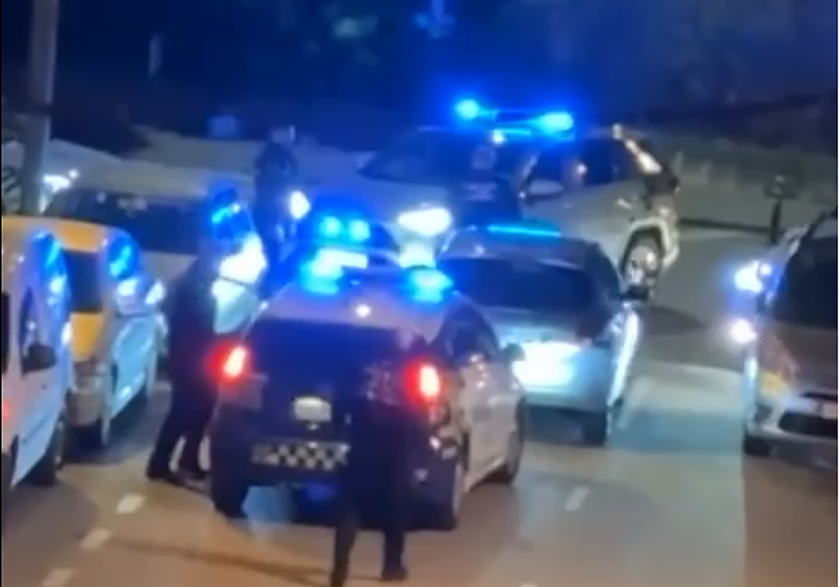 La Policía Local de Marbella dispara al aire para frenar a presuntos narcotraficantes que logran escapar